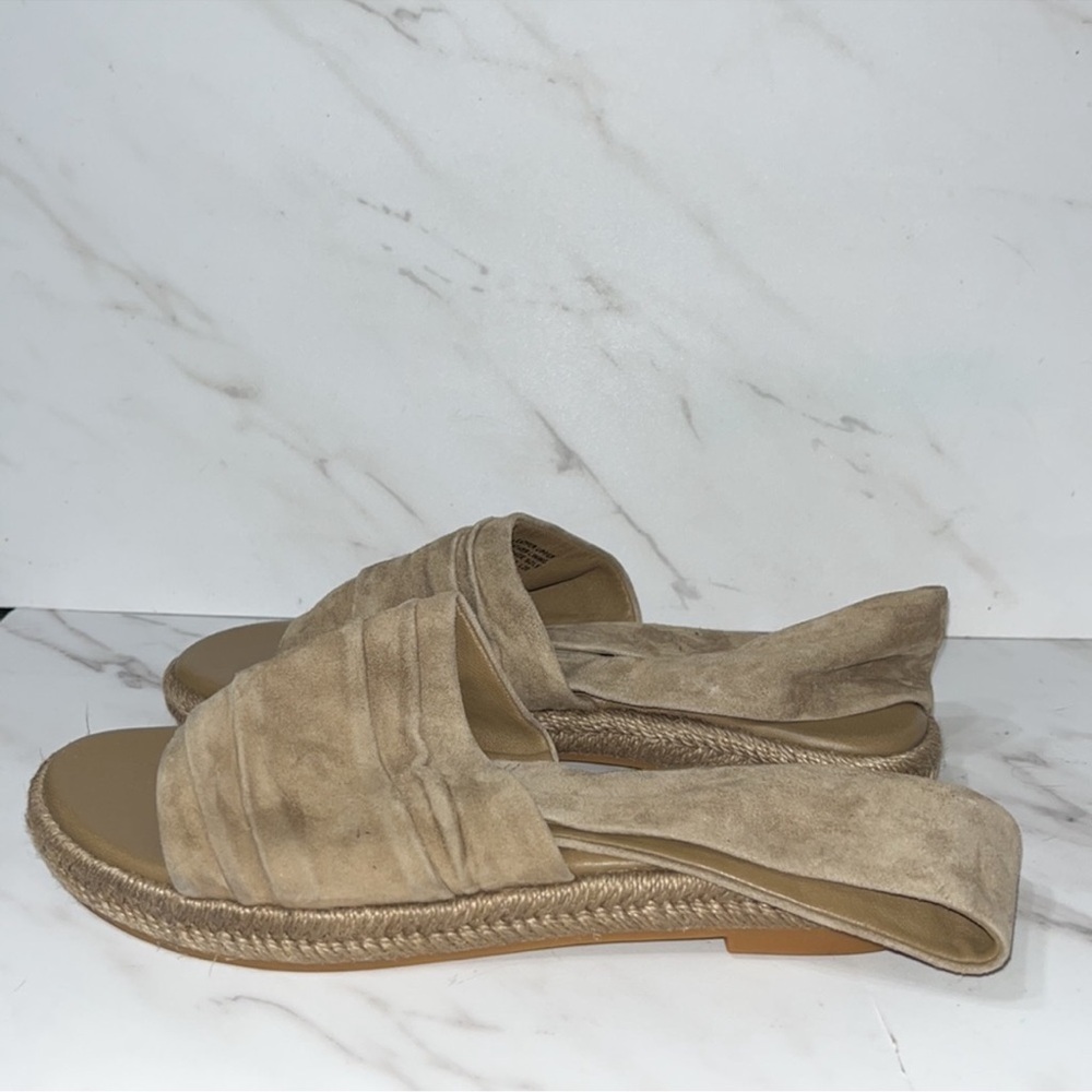 Tory Burch suede slingback sandals sz 5.  (N27)